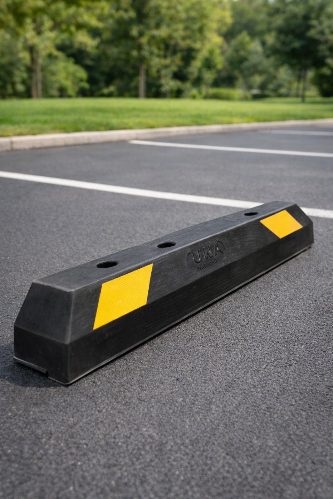 Gumeni parking graničnik